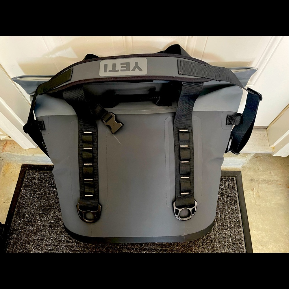Yeti Hopper M30